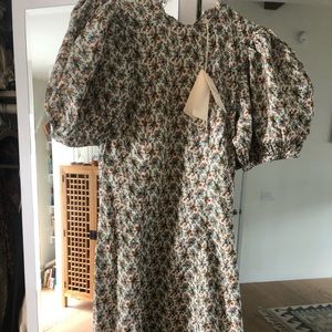NWT XXS Blair dress in crème.